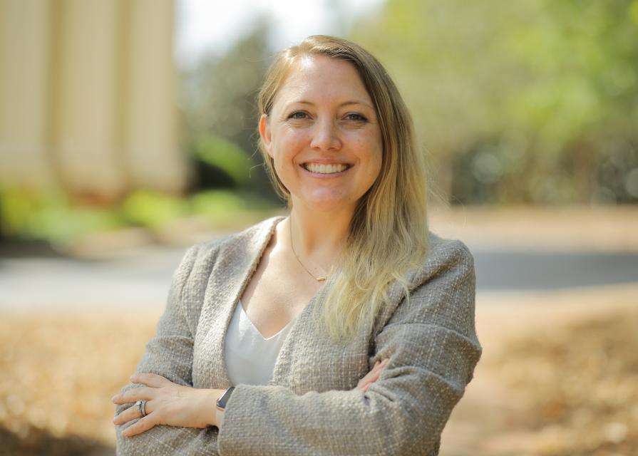 Headshot of Heather Williams