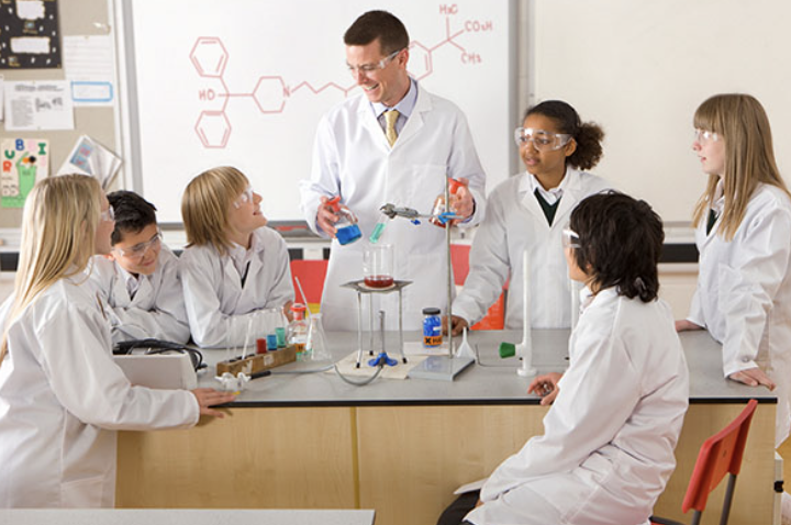 Photo of a science class