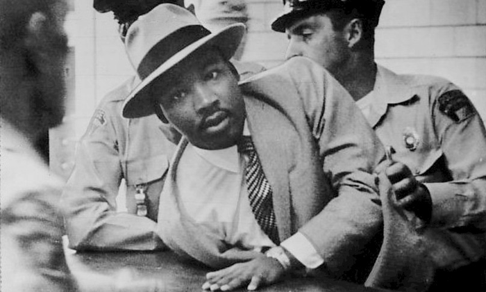 MLK being arrested