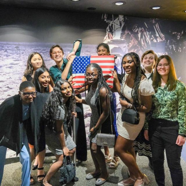 Photo of 2022 Flight Crew at NASA