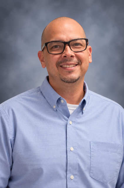 ron perez headshot