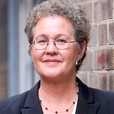 Portrait of Linda Darling-Hammond