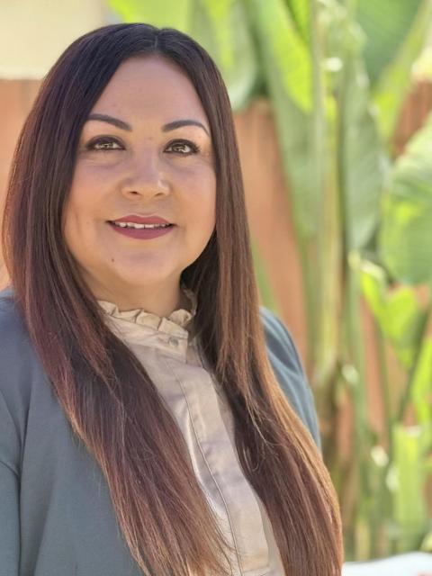 Headshot photo of Thelma Gonzalez 